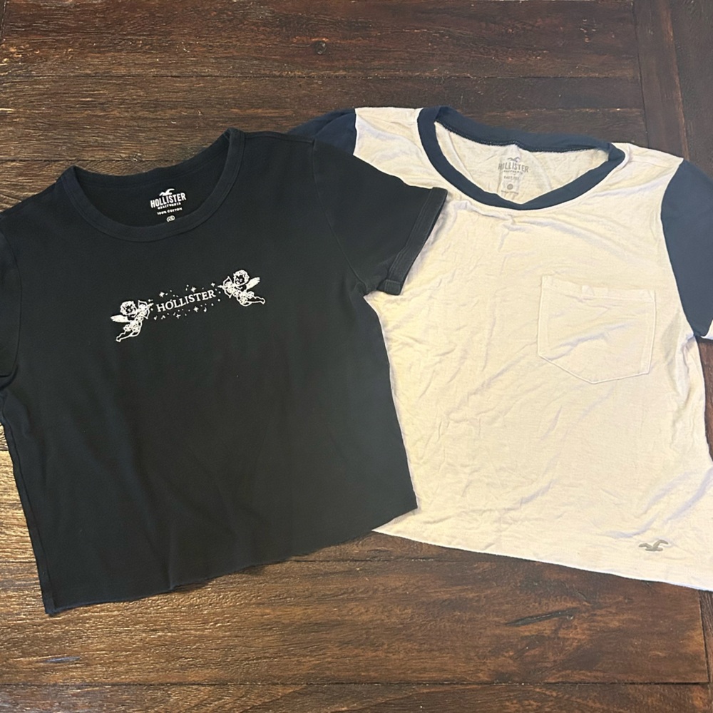 Hollister Y2K Black and White Cropped T-Shirt Bundle